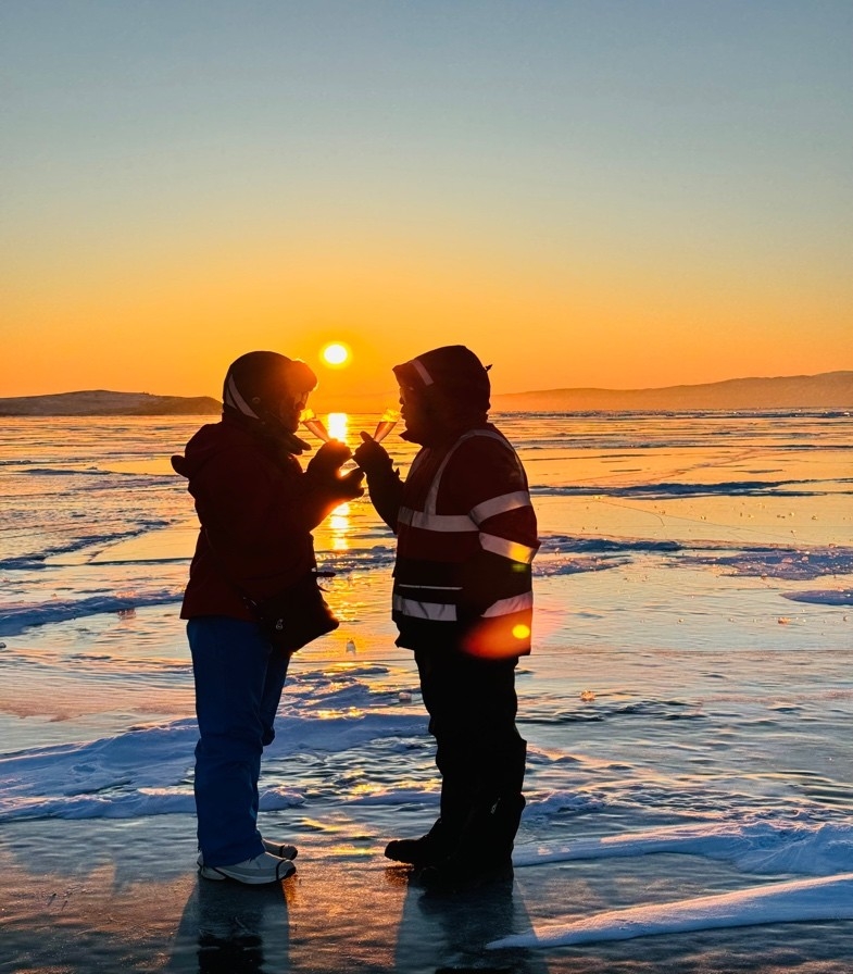 KHÁM PHÁ HỒ BAIKAL MÙA BĂNG XANH 2026