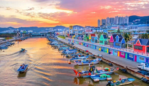 BUSAN – DU THUYỀN – TÀU VEN BIỂN – SEOUL – NAMI 2025