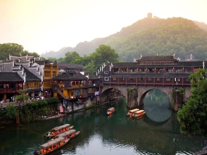 HÀ NỘI – NAM NINH – QUẾ LÂM – THẤT TINH SƠN 2025