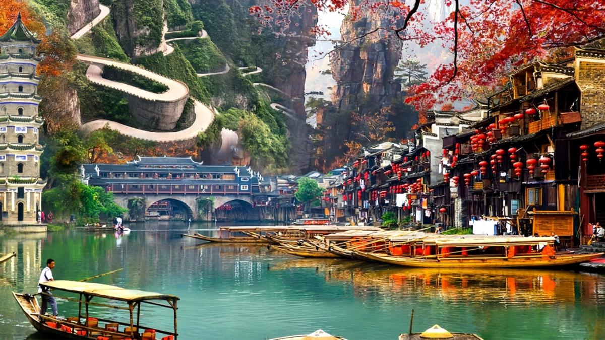 TRƯƠNG GIA GIỚI –  PHƯỢNG HOÀNG CỔ TRẤN – VŨ LĂNG NGUYÊN 2025