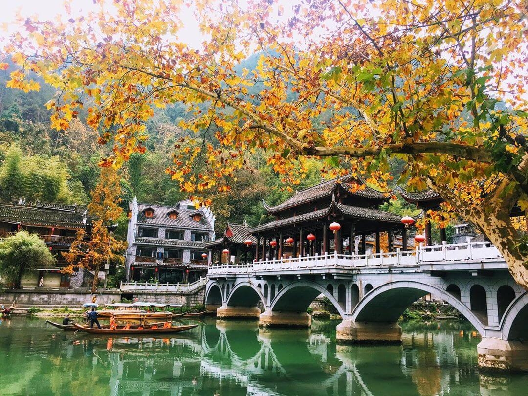 KHÁM PHÁ CUNG ĐƯỜNG VÀNG TRUNG HOA